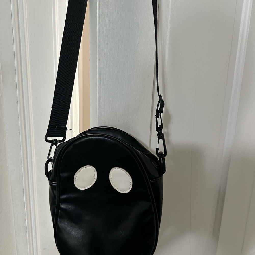 SHEIN Black Belt Bag with Playful Eye Design